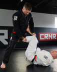 V7 BJJ GI + GRATIS HVITT BELTE | Svart