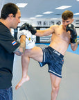 ISOSUTURE Hybrid Fight Shorts - Svart