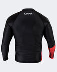combat corner rash guard i svart med rød skrift
