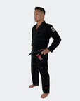 V7 BJJ GI + GRATIS HVITT BELTE | Svart