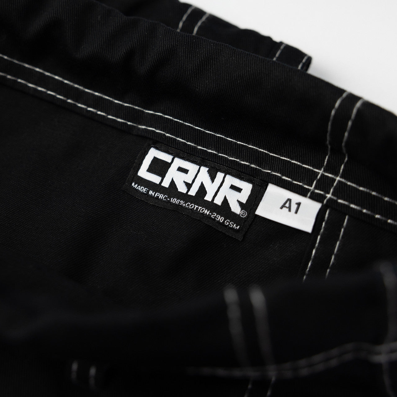 V7 BJJ GI + GRATIS HVITT BELTE | Svart