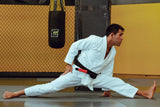 man i hvit bjj gi 